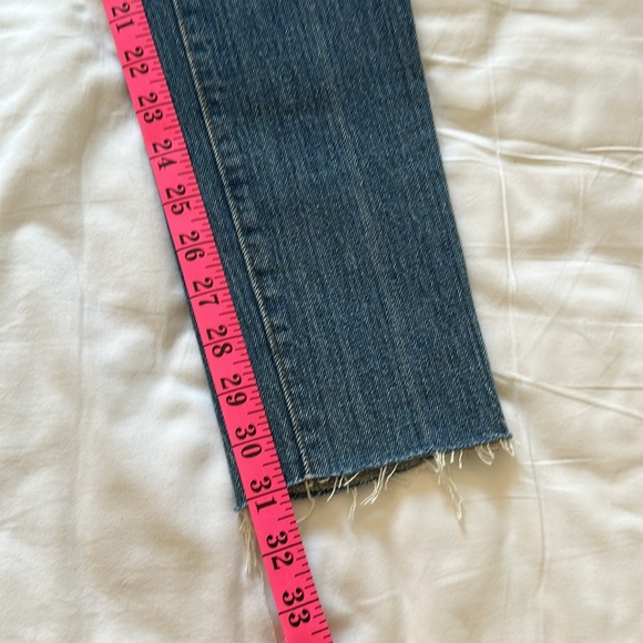 LEVIS 721 High Rise Skinny - Picture 8 of 10